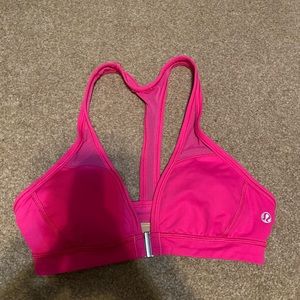 Lululemon sports bra